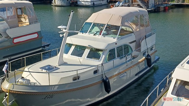 Lili-im-Hafen-Anleger